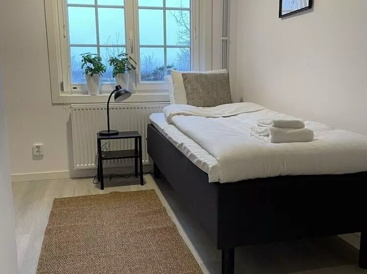 Hotelli Forenom Hostel Gothenburg Säve