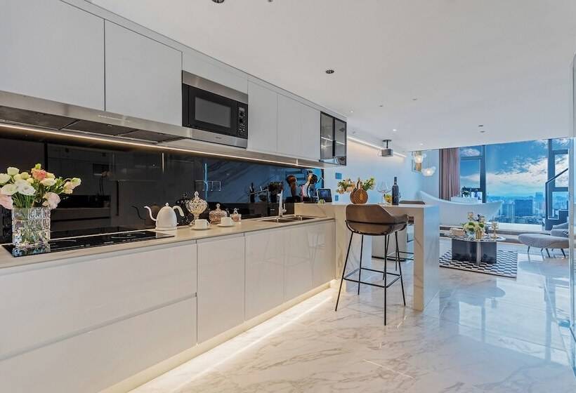 Kunming Hotel High Sky View