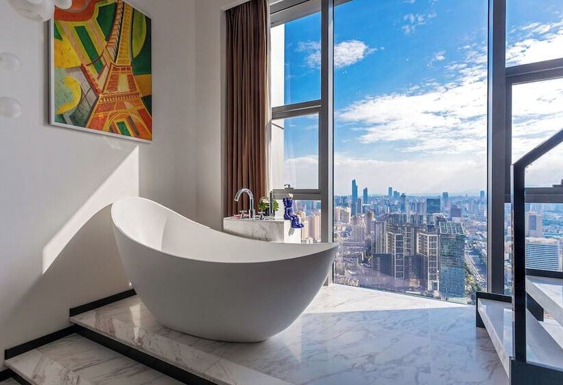 Kunming Hotel High Sky View