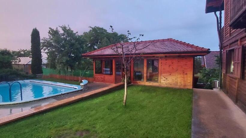 Pensão Casa Amalia Tocile  Sadu