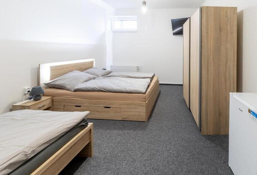 Majatalo Penzion Fiesta