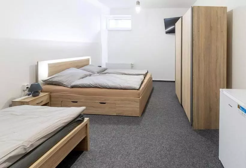 ペンション Penzion Fiesta