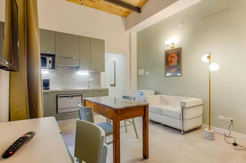 پانسیون Villino Mari Camere Con Parcheggio Privato Gratuito