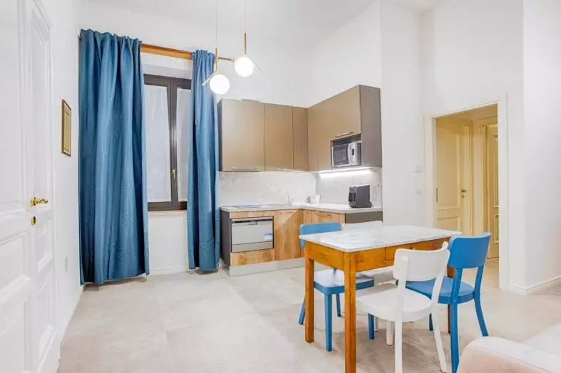 پانسیون Villino Mari Camere Con Parcheggio Privato Gratuito