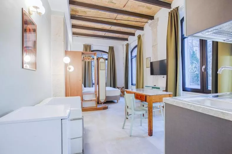 پانسیون Villino Mari Camere Con Parcheggio Privato Gratuito