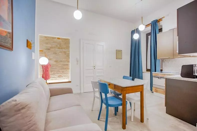 پانسیون Villino Mari Camere Con Parcheggio Privato Gratuito