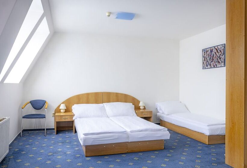 ホテル City Inn Olomouc