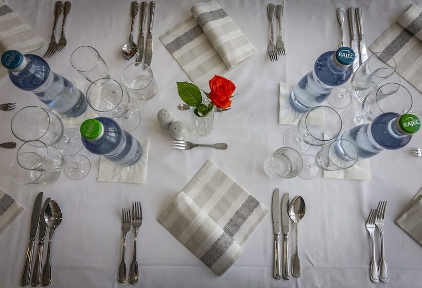 ホテル City Inn Olomouc