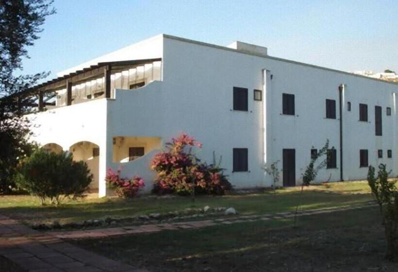 هتل La Piana Di Calena