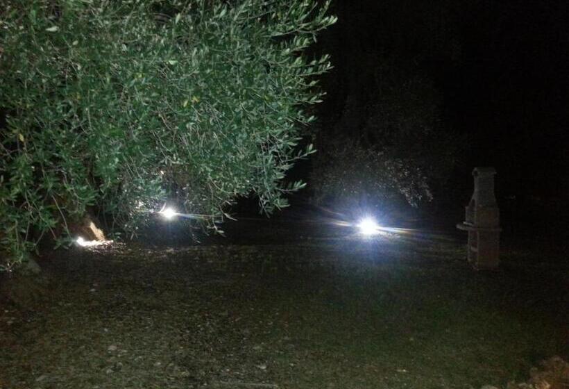 هتل La Piana Di Calena