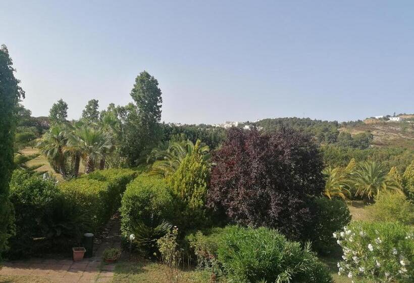 هتل La Piana Di Calena