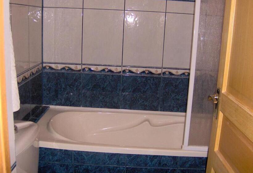 پانسیون Vila Iulia