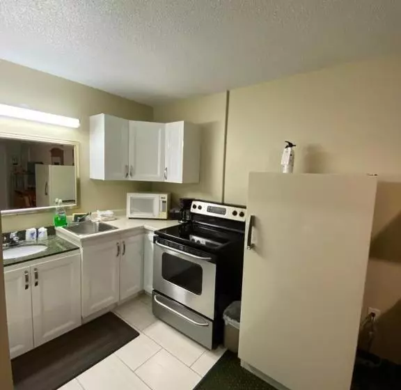 Angus Inn Motel