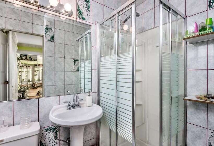 Diana S Luxury Bed And Breakfast