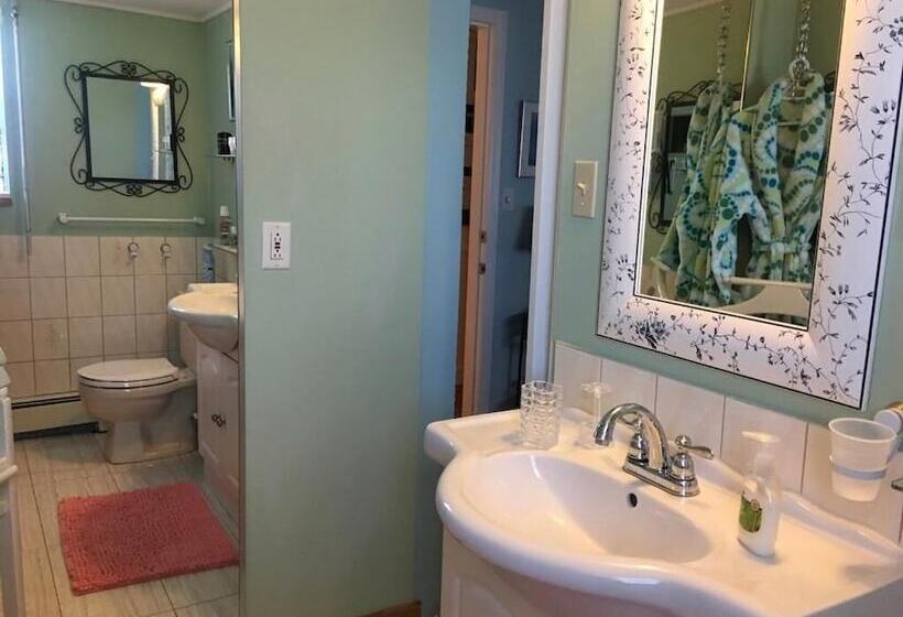 Diana S Luxury Bed And Breakfast