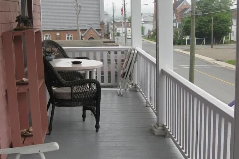 مبيت وإفطار Maison Mckenzie House