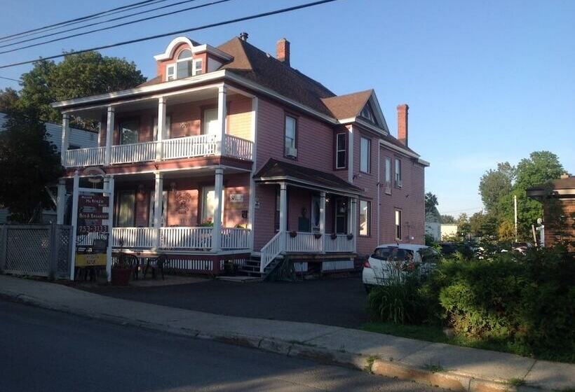 مبيت وإفطار Maison Mckenzie House