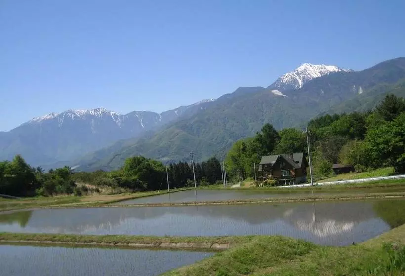 Aamiaismajoitus (B&B) Pension Field