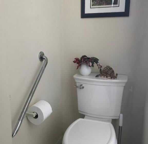 Bondy House Bed & Breakfast