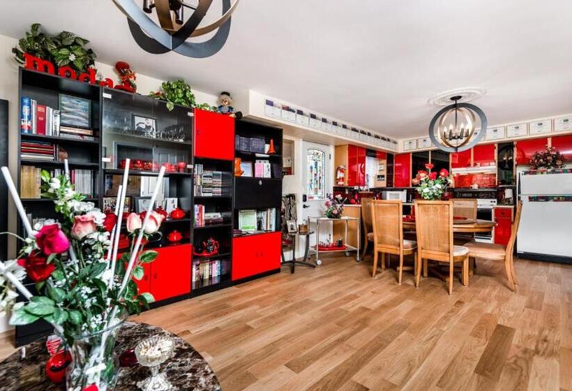 Diana S Luxury Bed And Breakfast