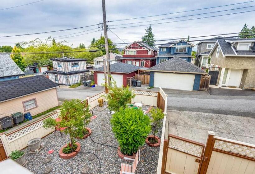 Diana S Luxury Bed And Breakfast