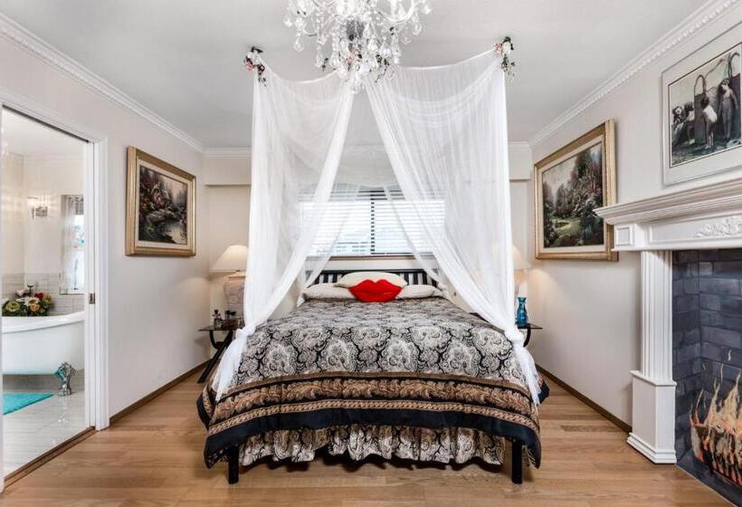 Diana S Luxury Bed And Breakfast