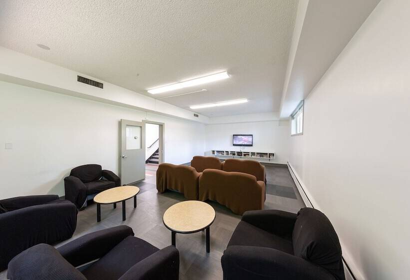Hi Edmonton   Hostel