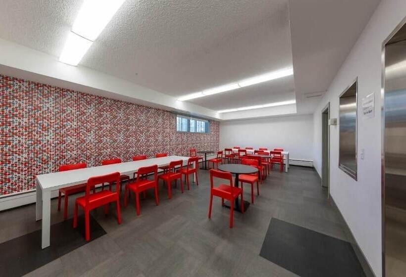 Hi Edmonton   Hostel