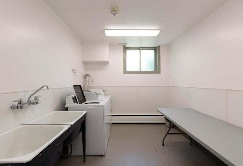 Hi Edmonton   Hostel