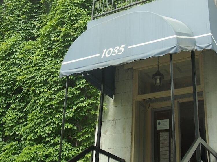 Отель Maison Brunet