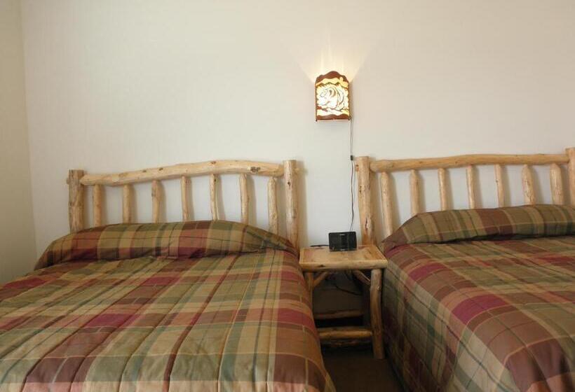 فندق على الطريق Bear S Den Lodge