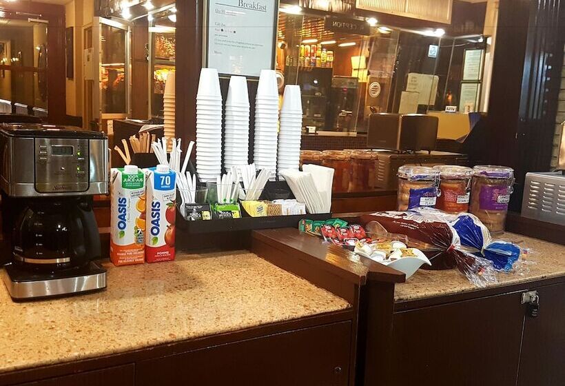 فندق على الطريق Chomedey Inn