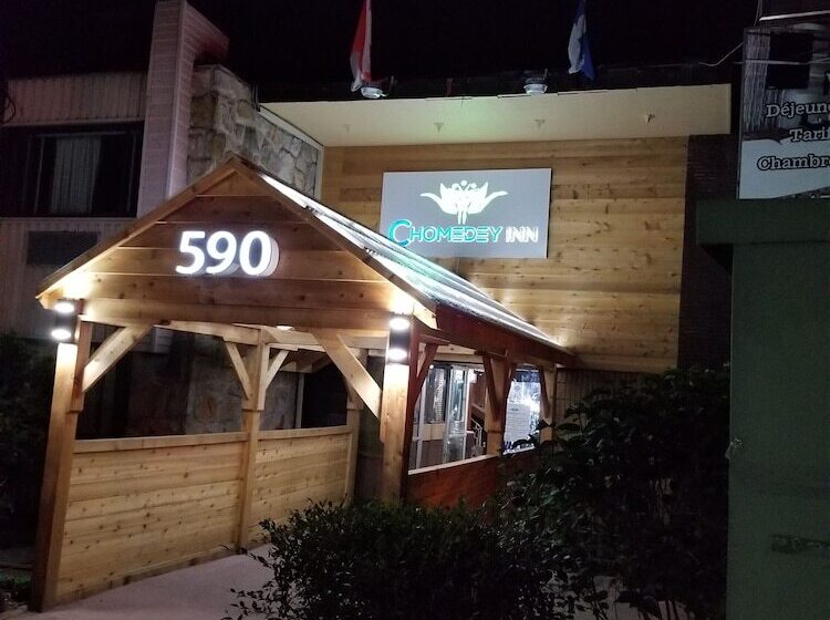 فندق على الطريق Chomedey Inn