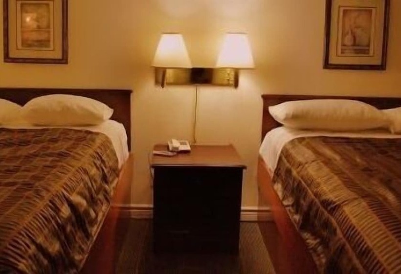 فندق على الطريق Chomedey Inn