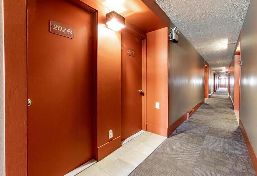 فندق على الطريق Clarion Pointe La Malbaie