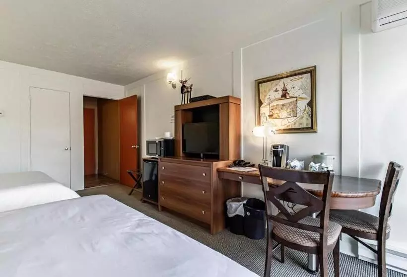 モーテル Clarion Pointe La Malbaie