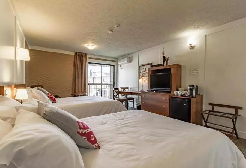 モーテル Clarion Pointe La Malbaie