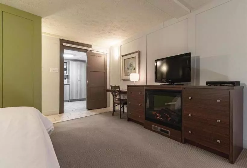 モーテル Clarion Pointe La Malbaie