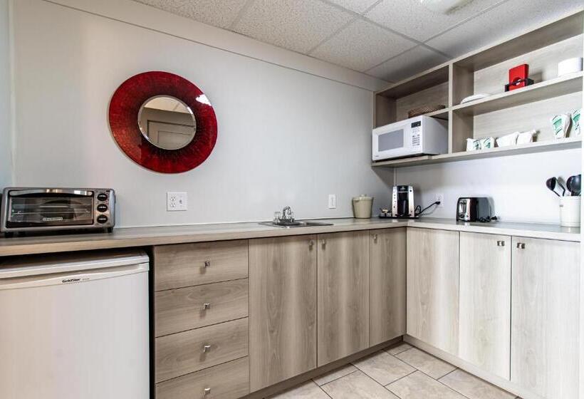 فندق على الطريق Clarion Pointe La Malbaie