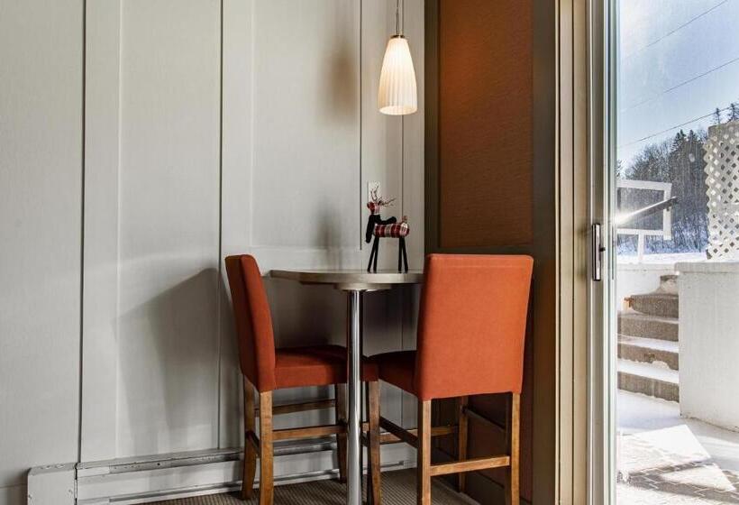 فندق على الطريق Clarion Pointe La Malbaie