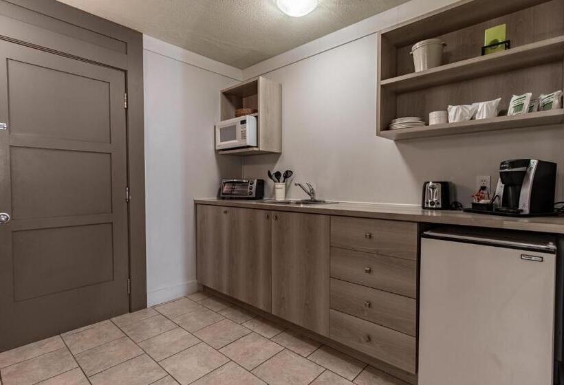 فندق على الطريق Clarion Pointe La Malbaie