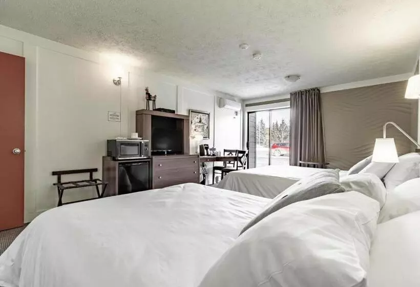 モーテル Clarion Pointe La Malbaie