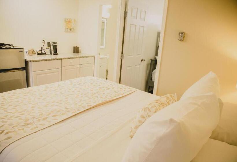 مُتل Crystal Springs Lodge