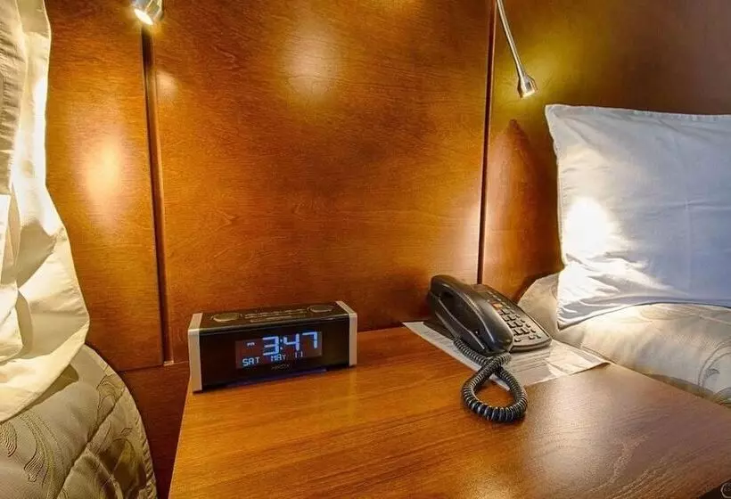 Motel Invitation
