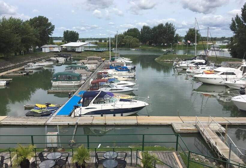 리조트 La Halte Des 103 îles