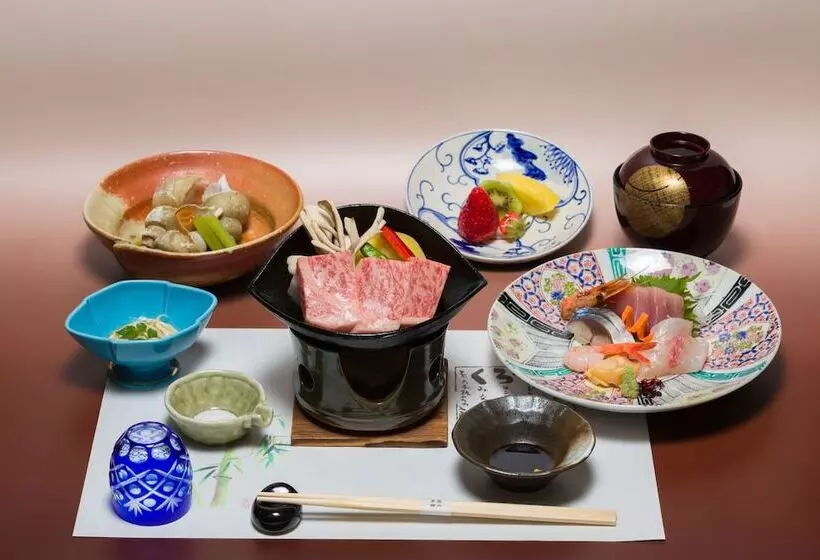 旅館 Charoku Honkan