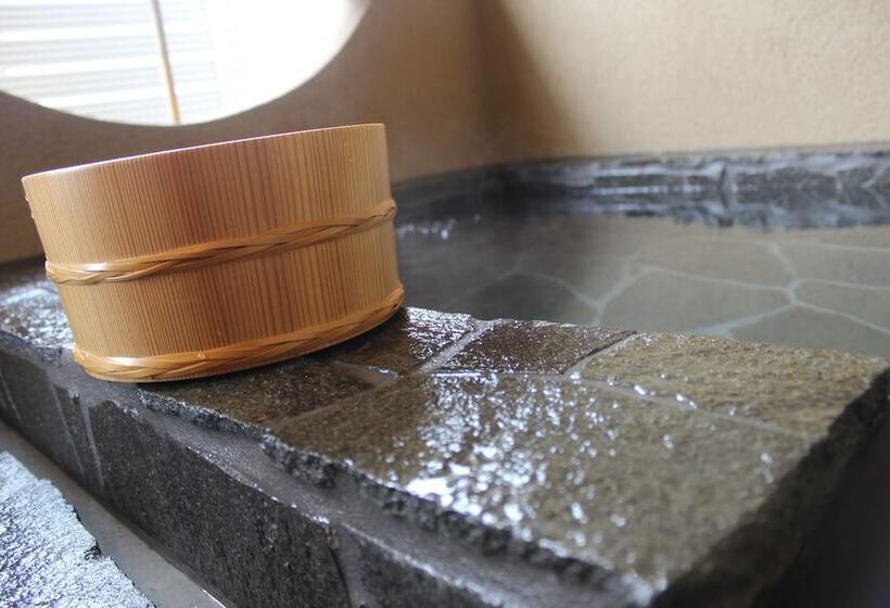 Ryokan Hatago Sakura