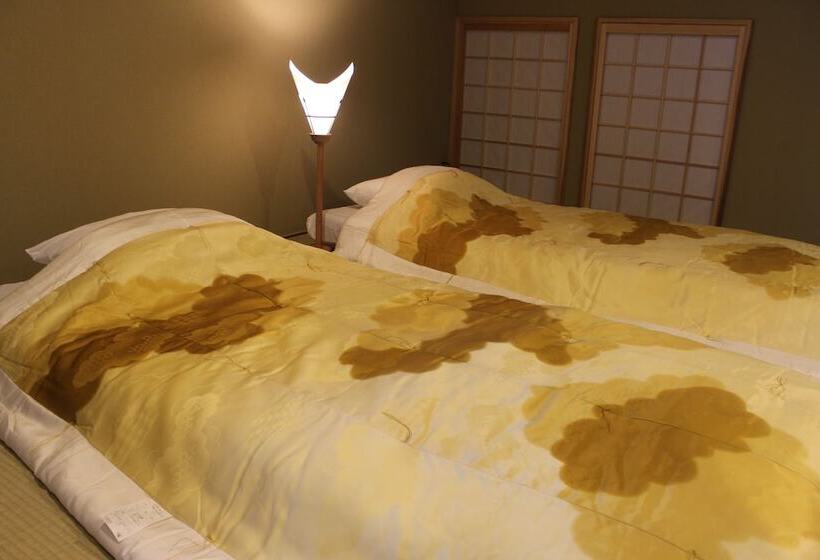 Ryokan Hatago Sakura