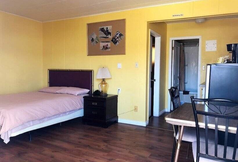 Stampeder Motel