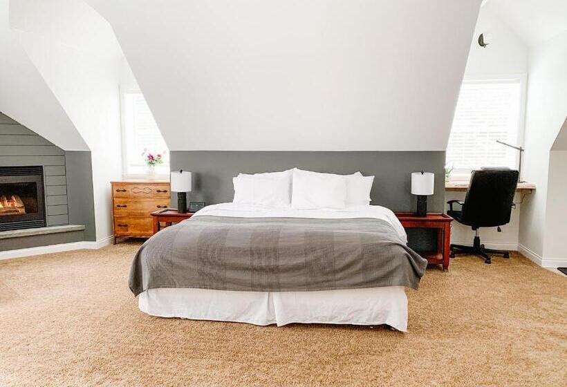 The Inn At The Ninth Hole Bed & Breakfast